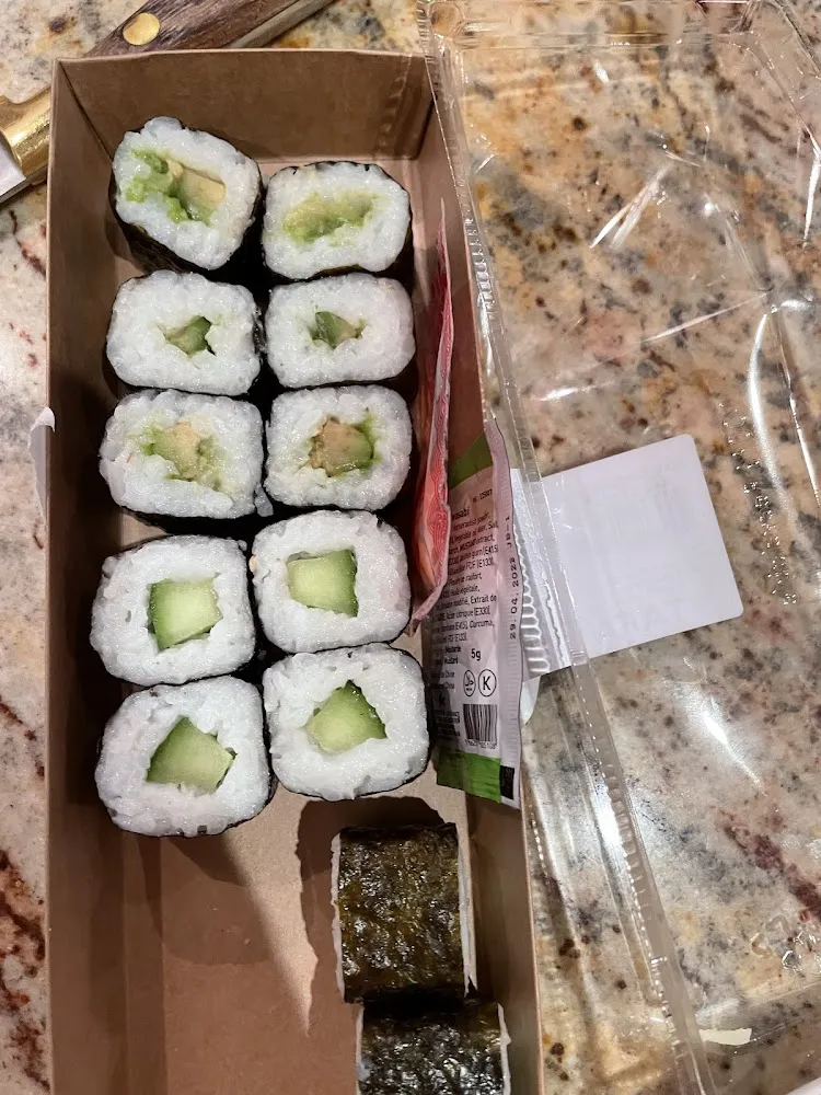Cucumber and Avocado Roll